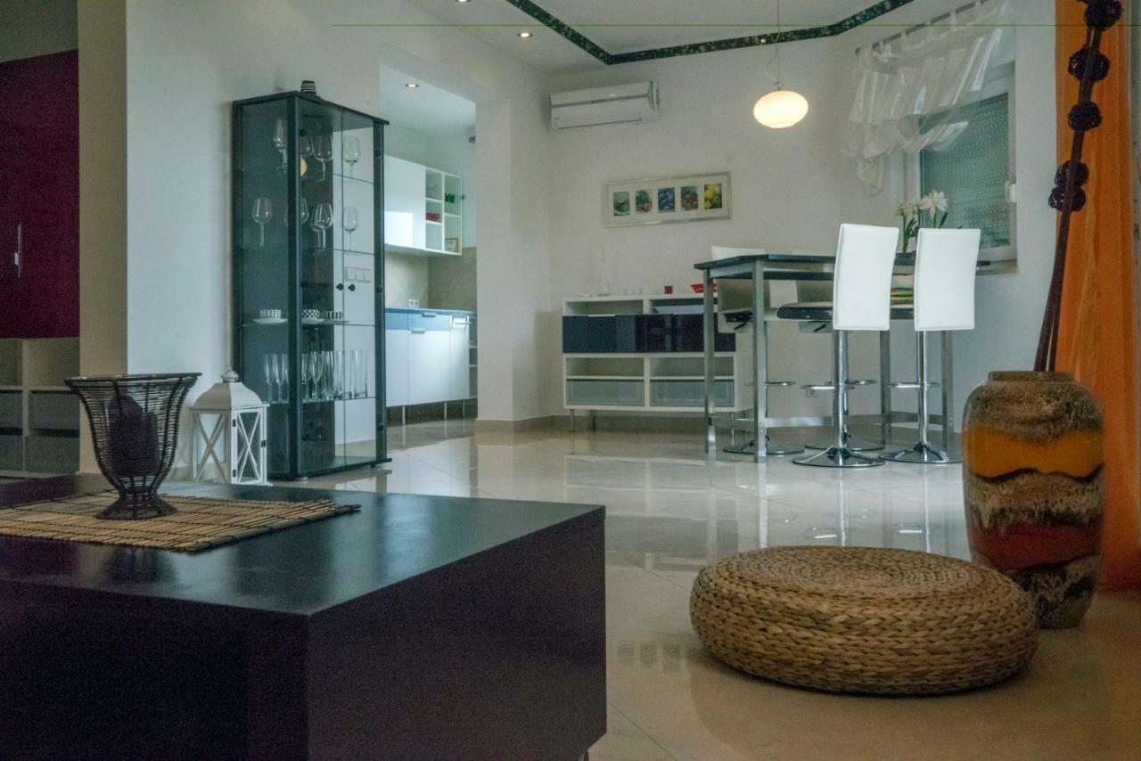Apartment Annabela Banjol Εξωτερικό φωτογραφία