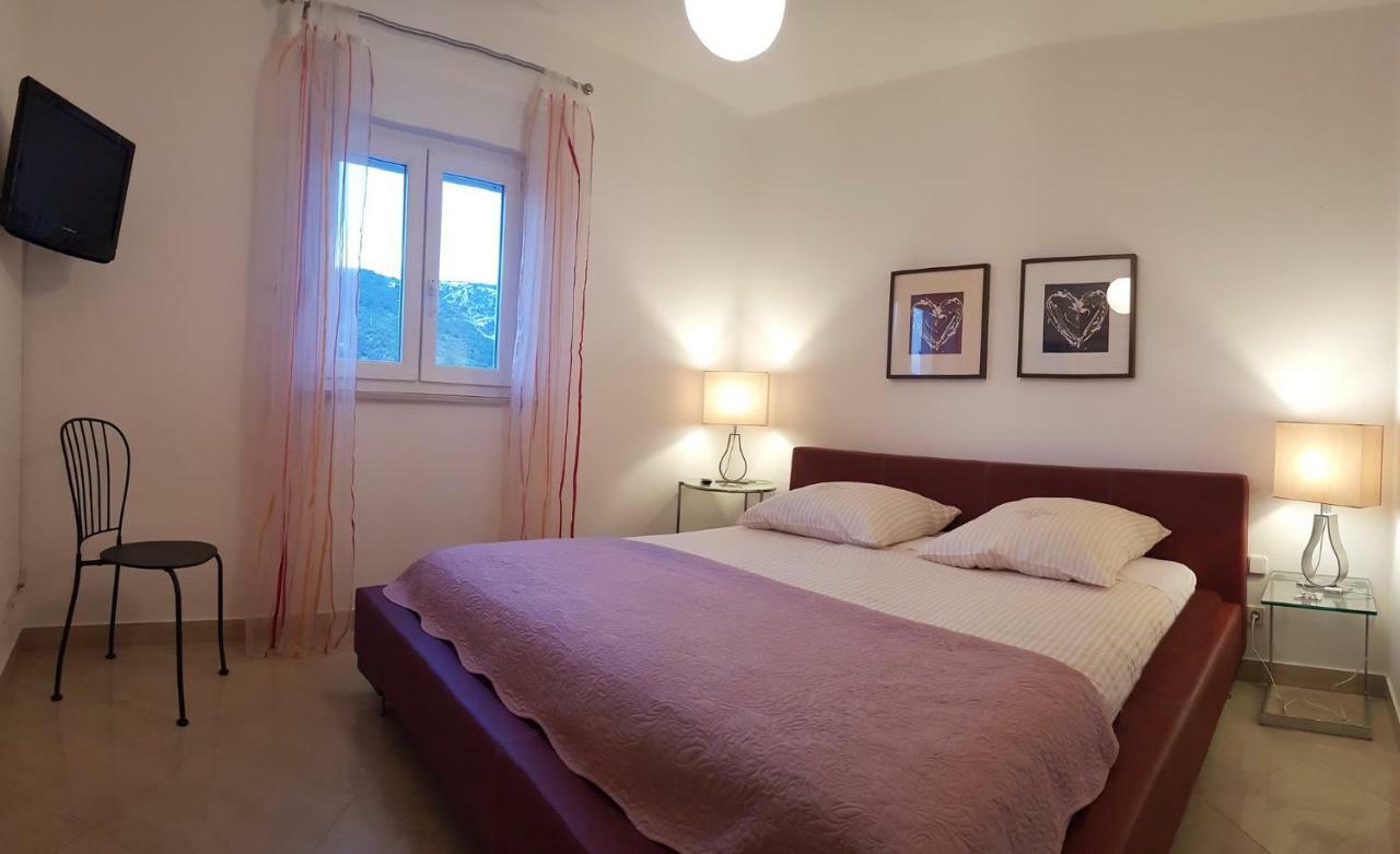 Apartment Annabela Banjol Εξωτερικό φωτογραφία